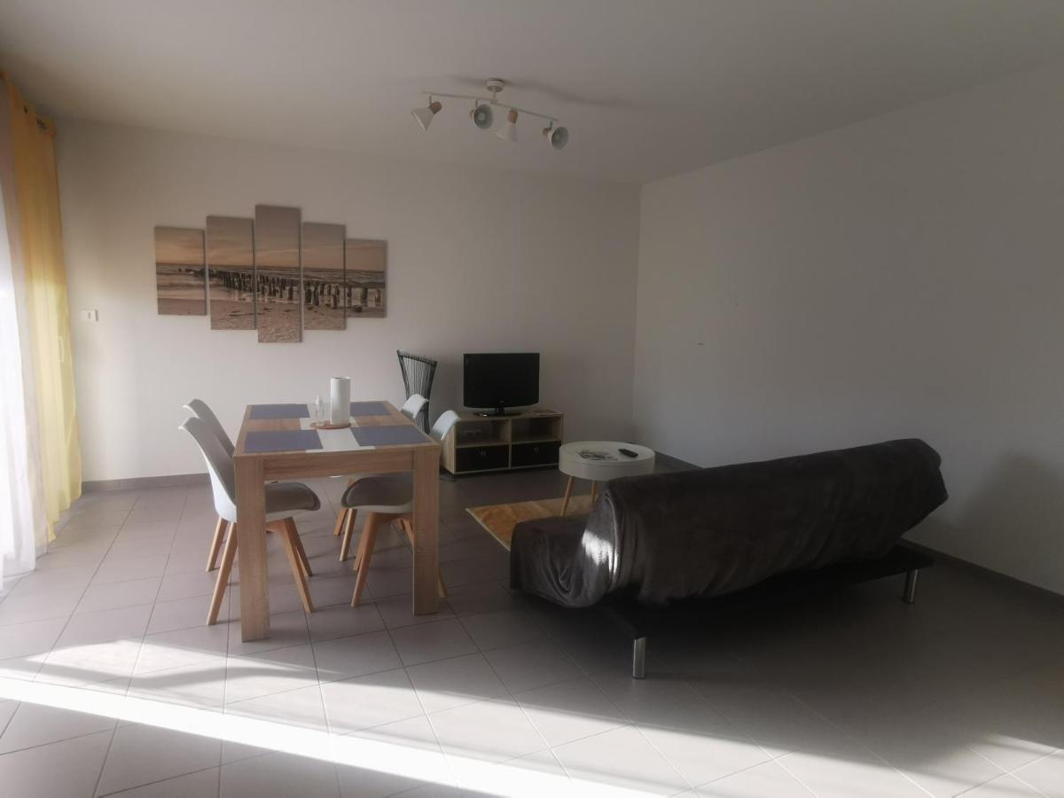 Appartement T2 Accessible Pmr Avec Terrasse Et Garage Onet-le-Chateau Exterior photo